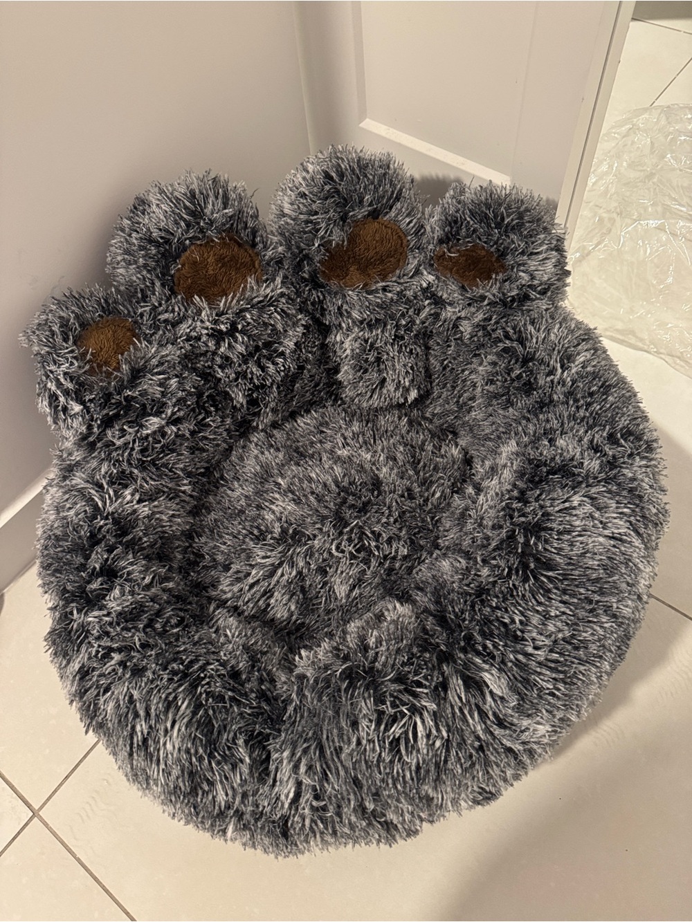 Plush Paw-Shaped Pet Bed in Charcoal Gray